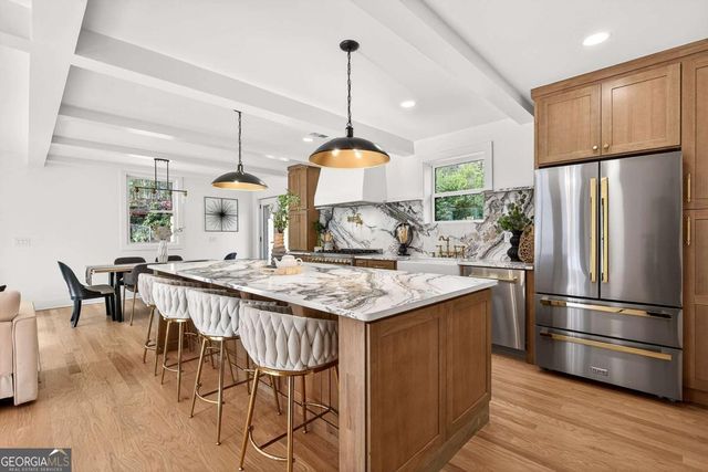 245 Doeskin Trail SE, Smyrna, GA 30082