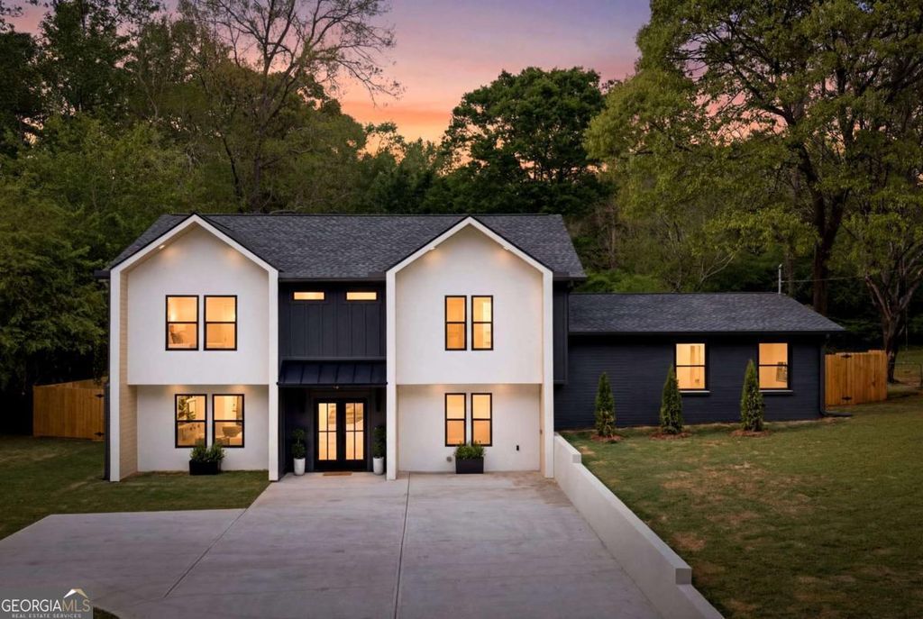 245 Doeskin Trail SE, Smyrna, GA 30082