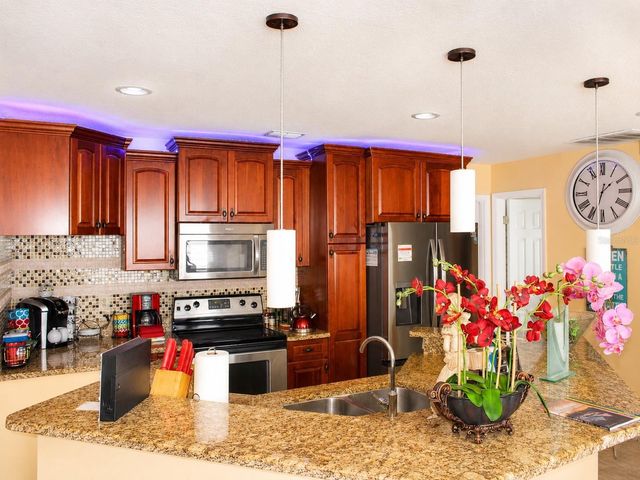 3513 WESTMINISTER COURT, Holiday, FL 34691