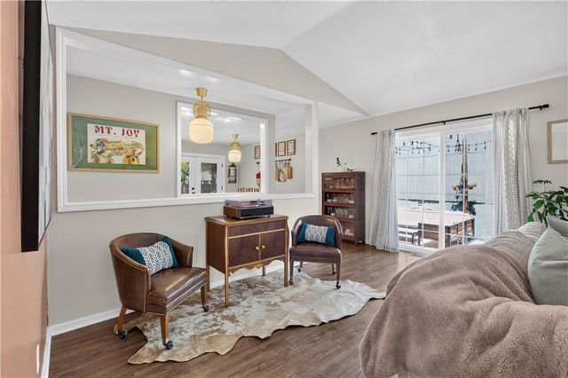 8004 W 64th Terrace, Mission, KS 66202