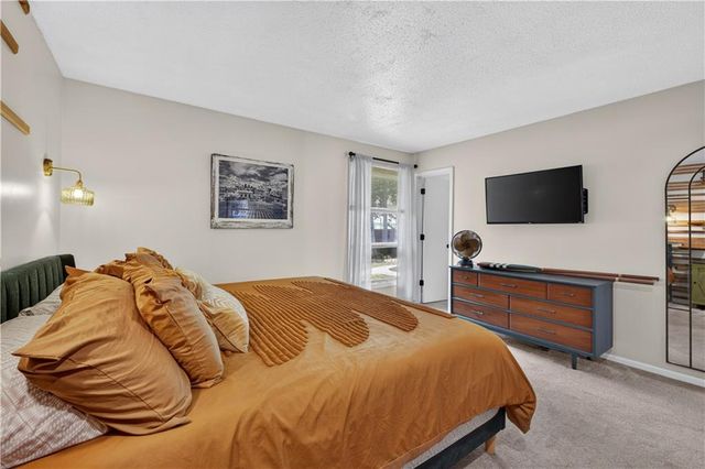 8004 W 64th Terrace, Mission, KS 66202