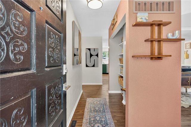 8004 W 64th Terrace, Mission, KS 66202