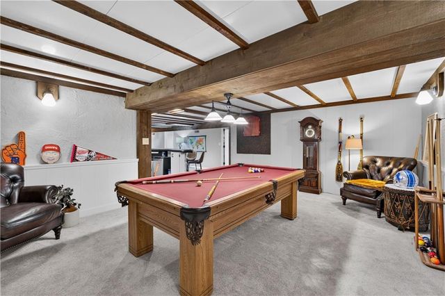 8004 W 64th Terrace, Mission, KS 66202