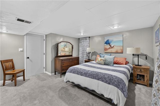 8004 W 64th Terrace, Mission, KS 66202