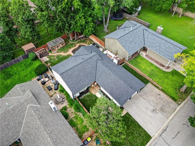 8004 W 64th Terrace, Mission, KS 66202