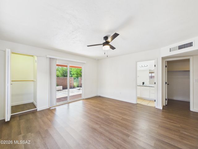 9130 E Calle Maria, Tucson, AZ 85710
