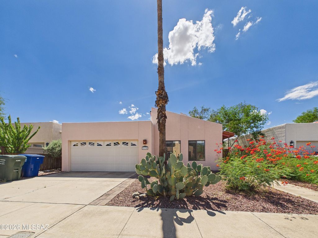 9130 E Calle Maria, Tucson, AZ 85710