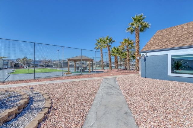 5141 Royal Drive, Las Vegas, NV 89103