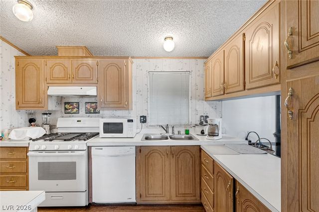 5141 Royal Drive, Las Vegas, NV 89103