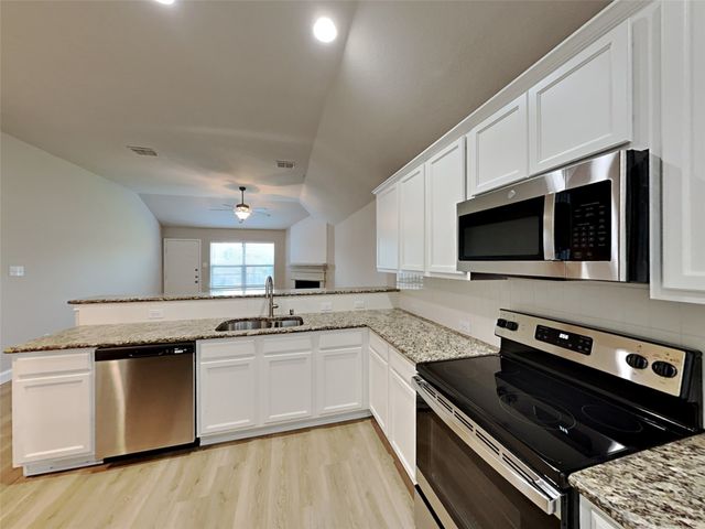 1337 Shelley Drive, Burleson, TX 76028