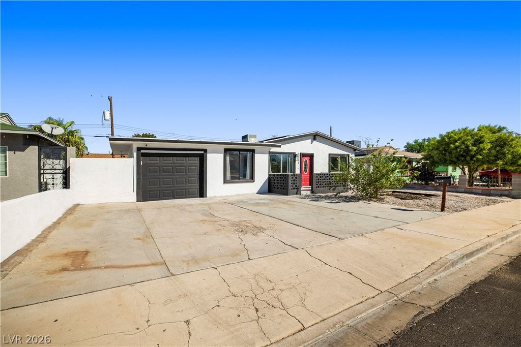 2013 Howard Avenue, Las Vegas, NV 89104 — photo 5