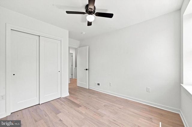 258 ROCHELLE AVE, Philadelphia, PA 19128
