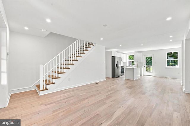 258 ROCHELLE AVE, Philadelphia, PA 19128