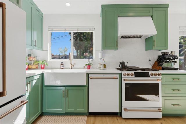 5618 Wilhelmina Avenue, Woodland Hills, CA 91367