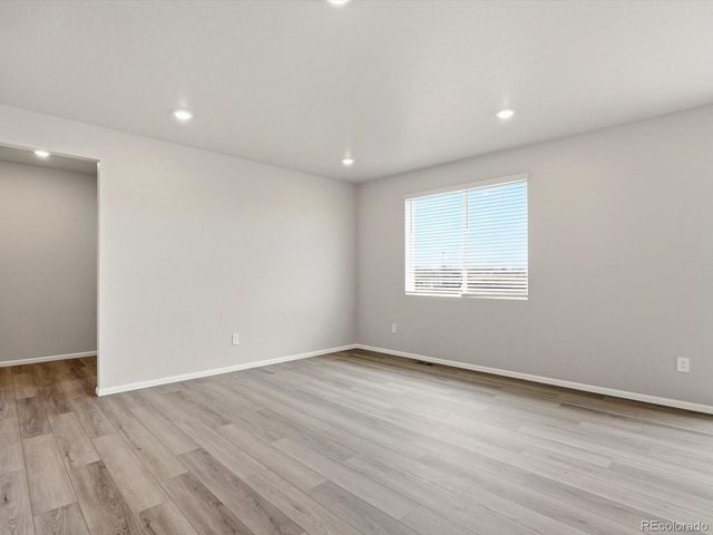 1216 Spring Creek Dr, Windsor, CO 80550