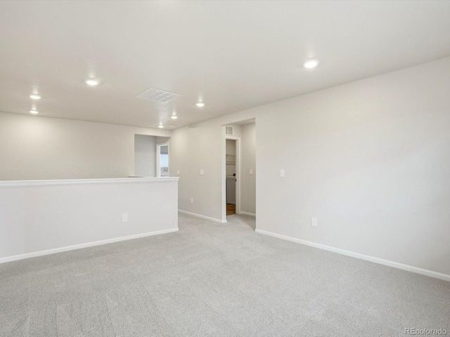 1216 Spring Creek Dr, Windsor, CO 80550