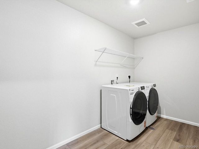 1216 Spring Creek Dr, Windsor, CO 80550