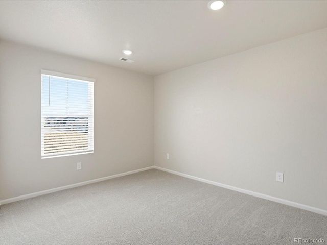 1216 Spring Creek Dr, Windsor, CO 80550