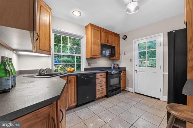 1110 BELLEMORE RD, Baltimore, MD 21210