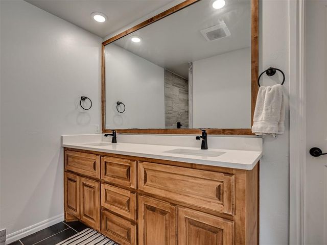 4217 Armstead Avenue, Edmond, OK 73012
