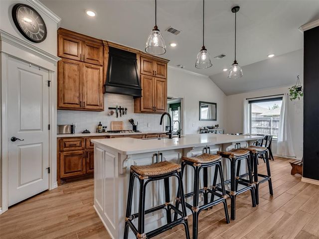 4217 Armstead Avenue, Edmond, OK 73012