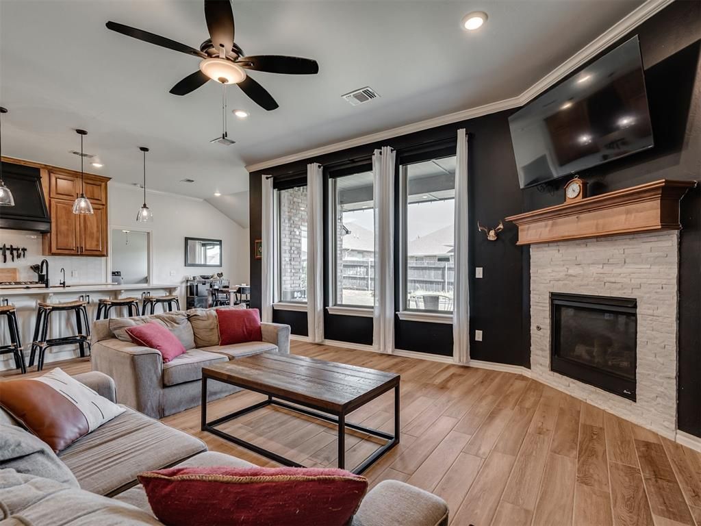 4217 Armstead Avenue, Edmond, OK 73012