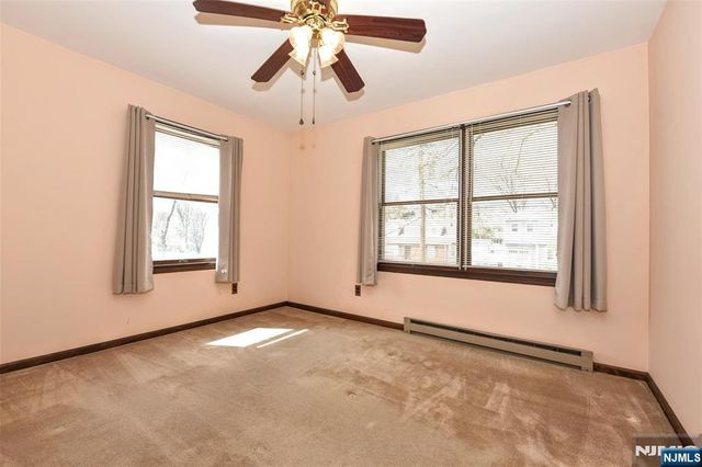 16 Wilson Terrace, Waldwick, NJ 07463