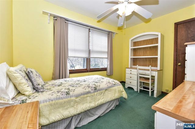 16 Wilson Terrace, Waldwick, NJ 07463