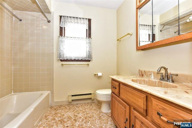 16 Wilson Terrace, Waldwick, NJ 07463