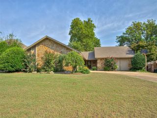 6 Lancet Court, Shawnee, OK 74804