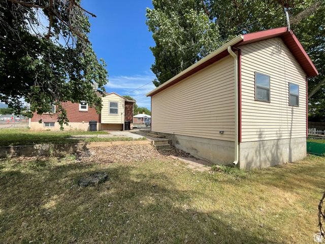 1783 N 300 W, Sunset, UT 84015