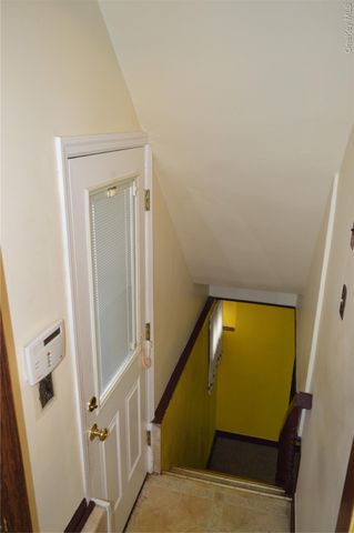 24 Garnet Place, Elmont, NY 11003