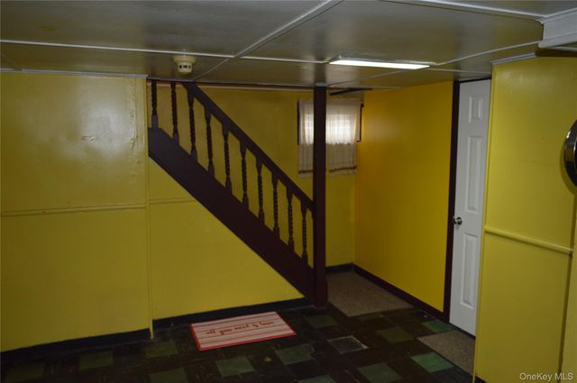 24 Garnet Place, Elmont, NY 11003