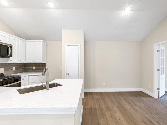 9254 Autumnsong Drive, Houston, TX 77064