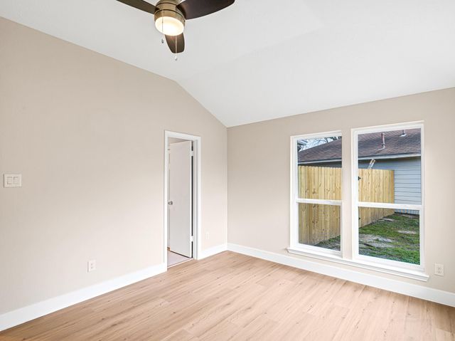 9254 Autumnsong Drive, Houston, TX 77064