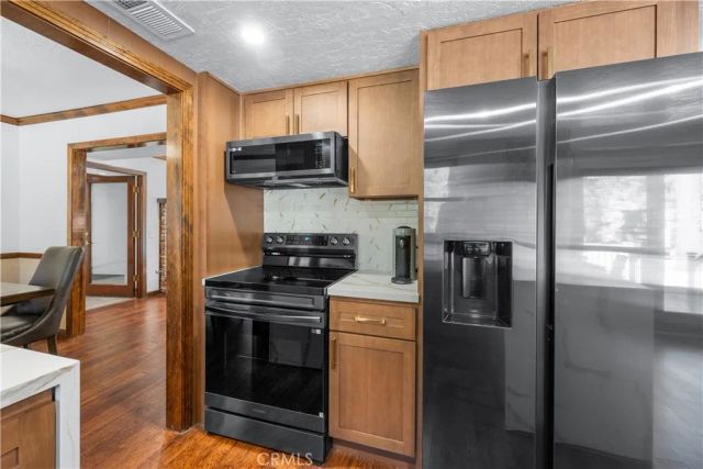 42554 Juniper Drive, Big Bear Lake, CA 92315