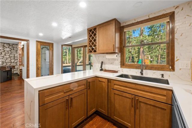 42554 Juniper Drive, Big Bear Lake, CA 92315
