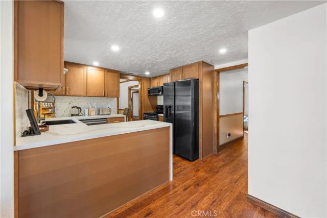 42554 Juniper Drive, Big Bear Lake, CA 92315
