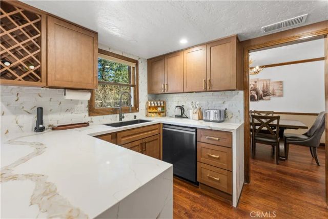 42554 Juniper Drive, Big Bear Lake, CA 92315