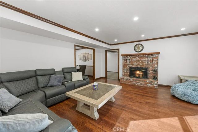 42554 Juniper Drive, Big Bear Lake, CA 92315