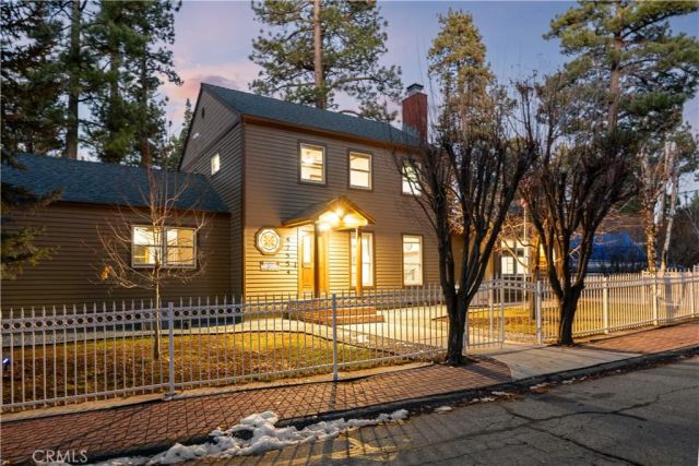 42554 Juniper Drive, Big Bear Lake, CA 92315