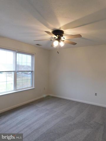 102 ZEPHYR LN, Winchester, VA 22602