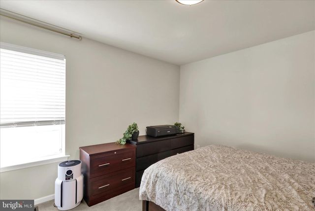 42 CANVASBACK LN, Elizabethtown, PA 17022