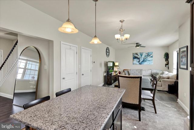 42 CANVASBACK LN, Elizabethtown, PA 17022
