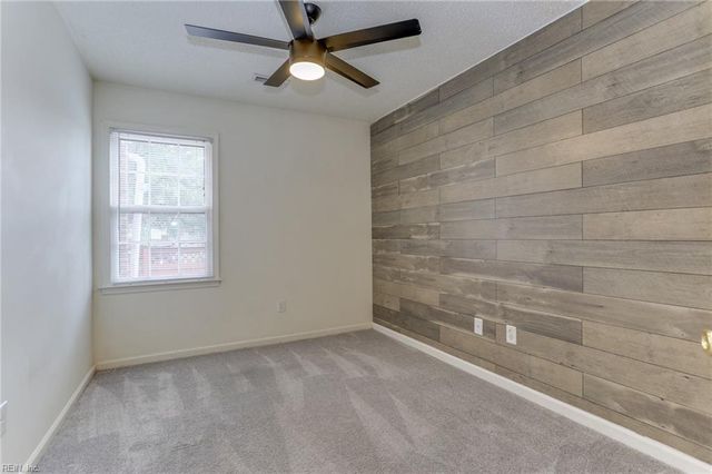 1433 Lake Geneve DR, Virginia Beach, VA 23464