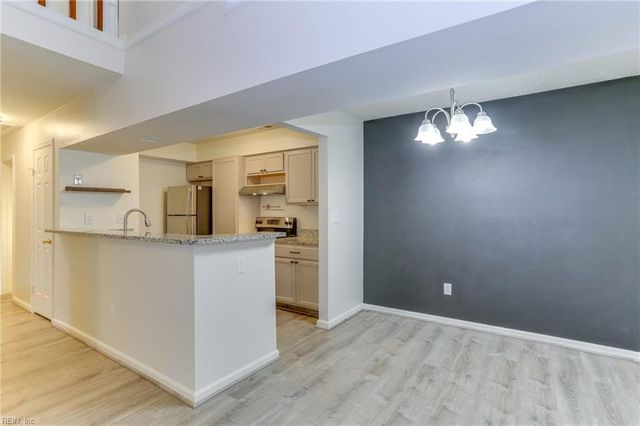 1433 Lake Geneve DR, Virginia Beach, VA 23464