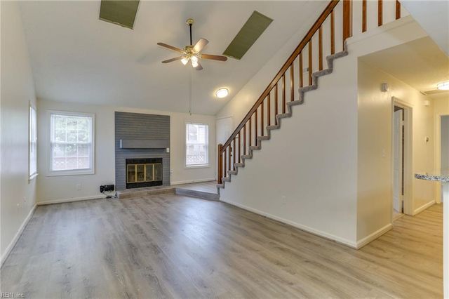 1433 Lake Geneve DR, Virginia Beach, VA 23464