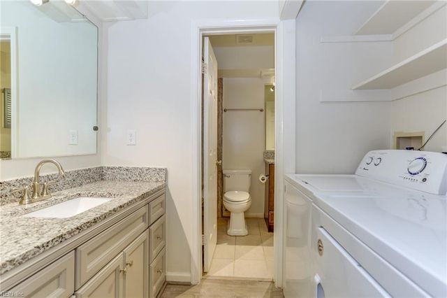 1433 Lake Geneve DR, Virginia Beach, VA 23464