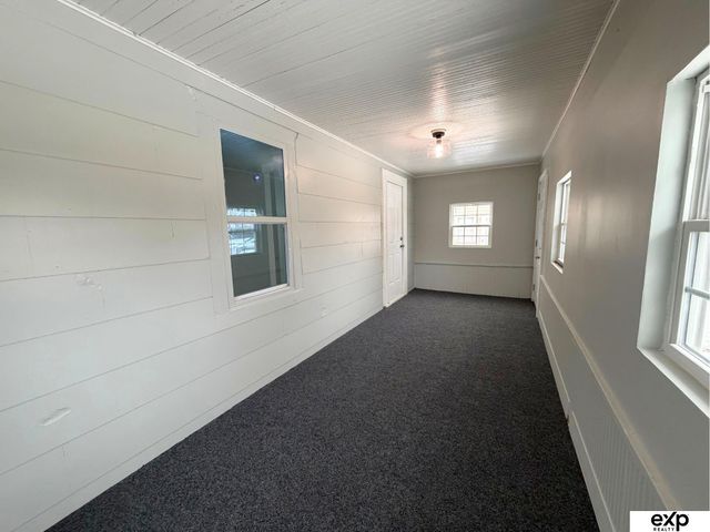 4740 N 40th Avenue, Omaha, NE 68111