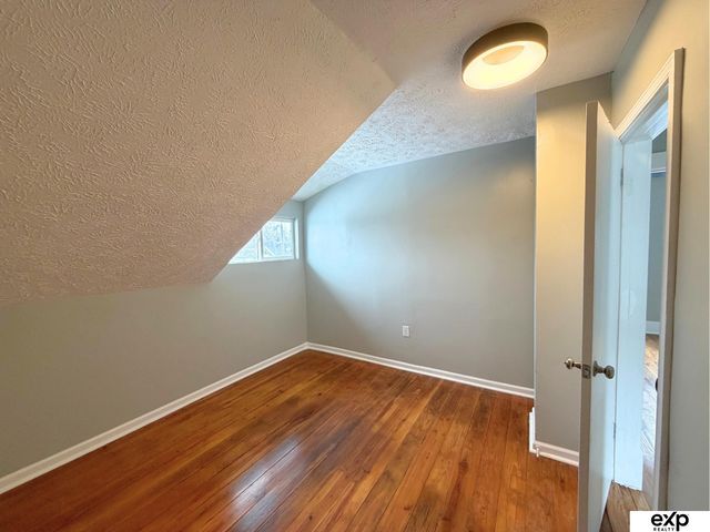 4740 N 40th Avenue, Omaha, NE 68111